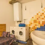 Old - 4 Bedroom *